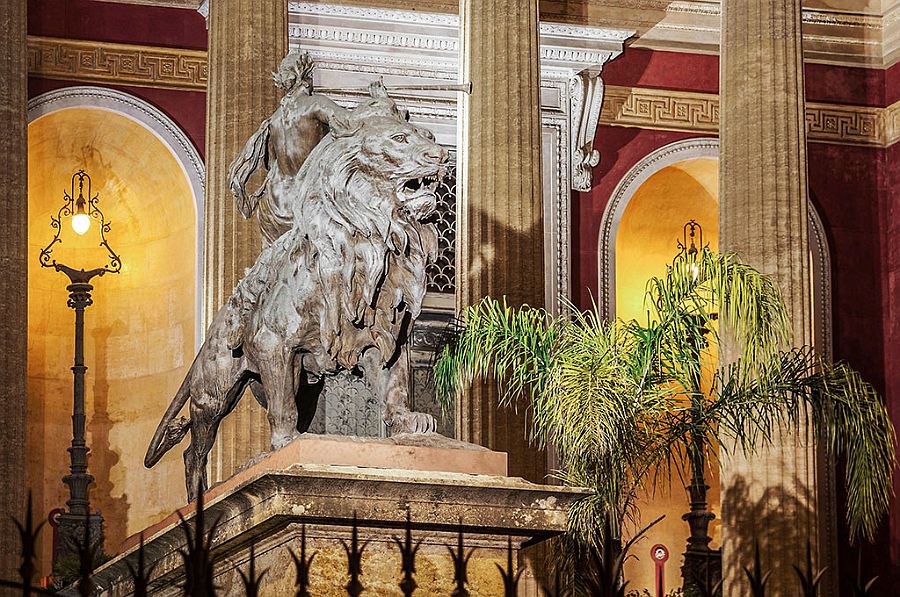 SAVARINO FRANCESCO - Il leone del Teatro Massimo Vittorio Emanuele.jpg